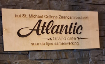 Leerlingen maken vegan burgers